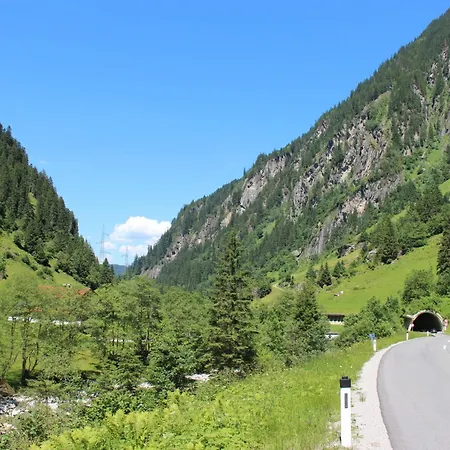 Holiday Fürstenhaus Сasa de vacaciones Ginzling